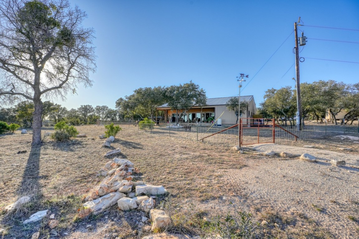 1261 Park Road Lampasas, TX 76550 - Photo 6 of 40