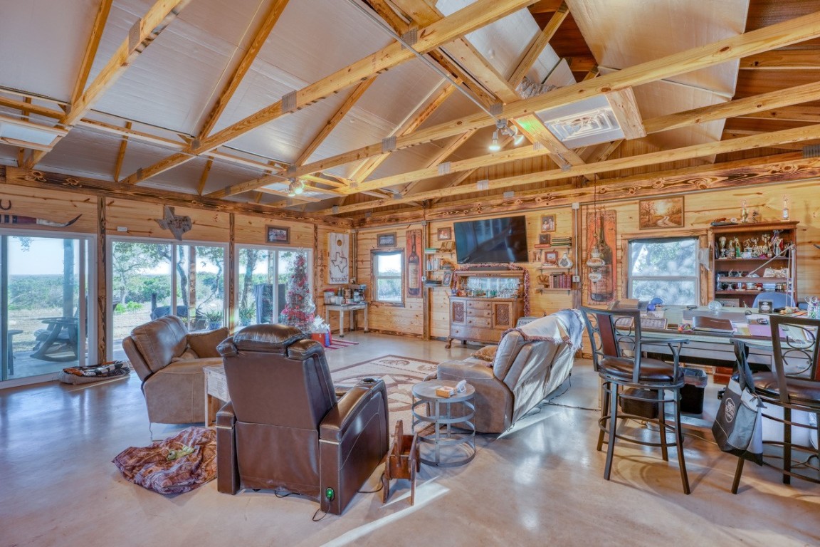 1261 Park Road Lampasas, TX 76550 - Photo 8 of 40