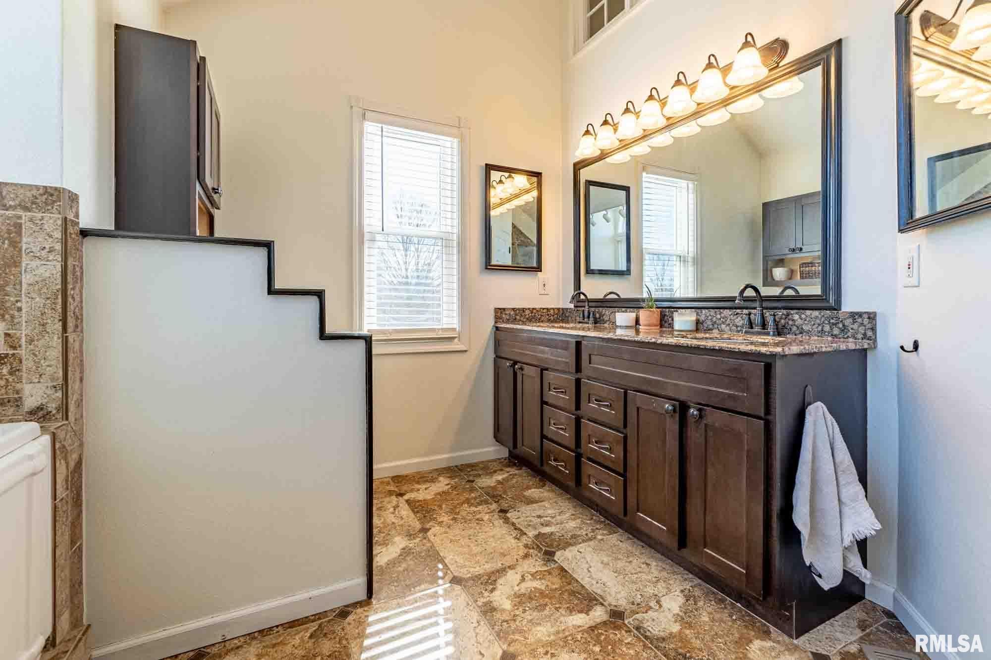 9822 Indian Ridge Court Edwards, IL 61528 - Photo 28 of 57 Gallery Image 28