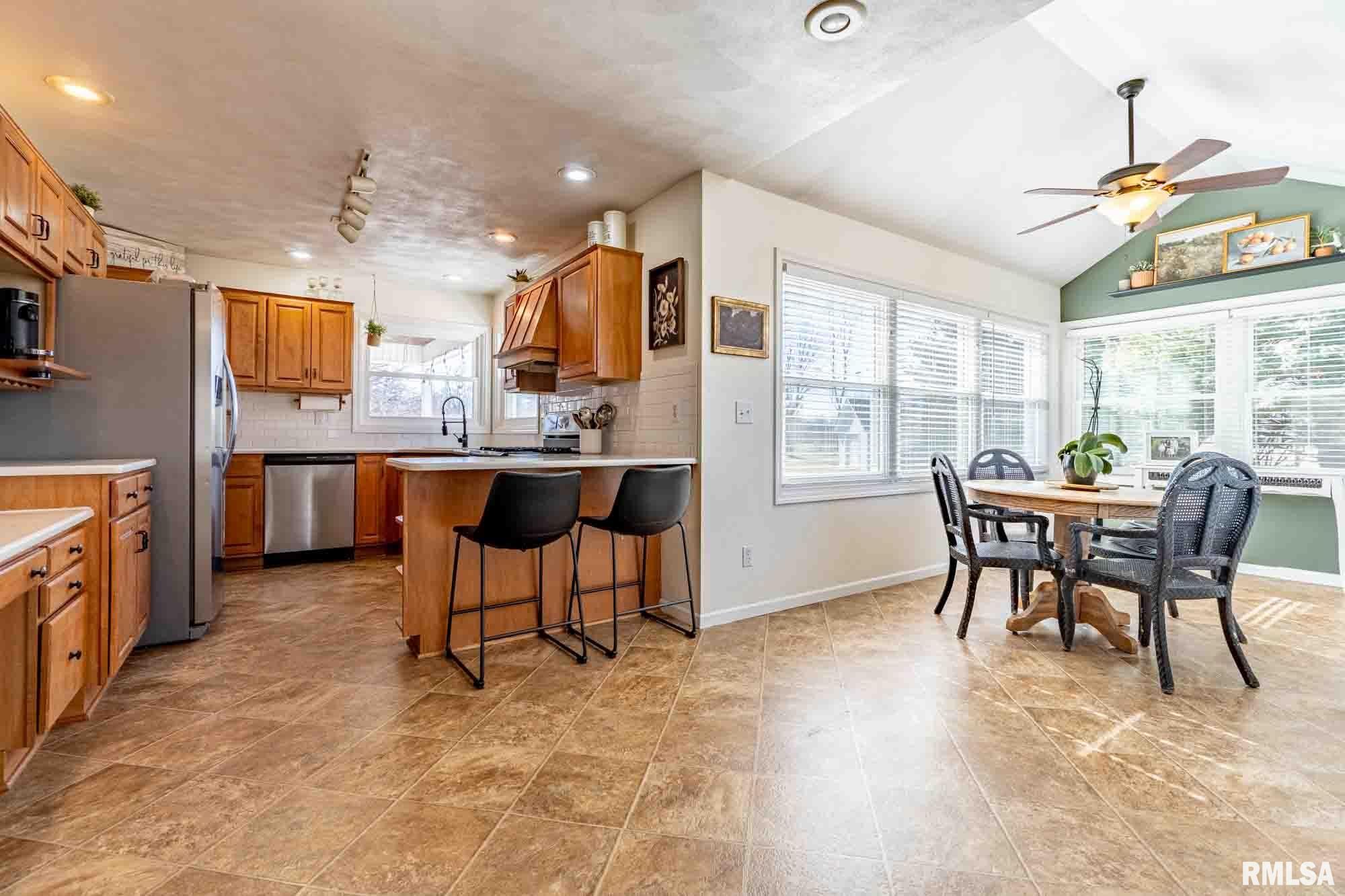9822 Indian Ridge Court Edwards, IL 61528 - Photo 8 of 57 Gallery Image 8