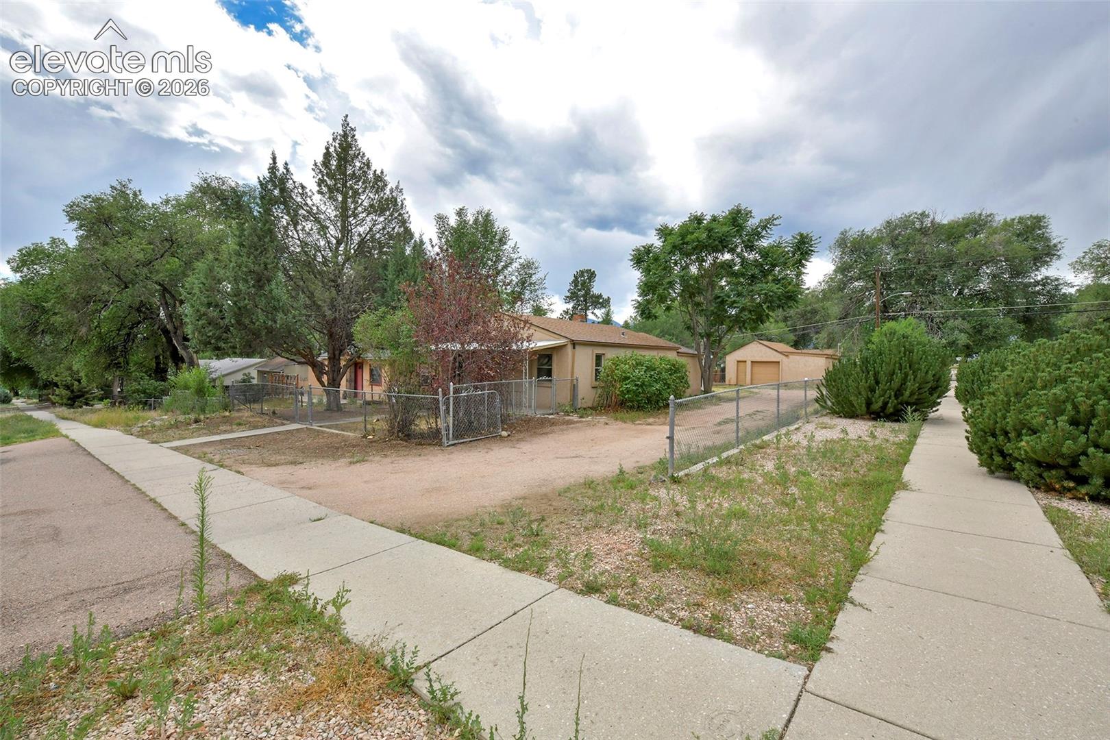930 Alexander Road Colorado Springs, CO 80909 - Photo 2 of 30 Gallery Image 2