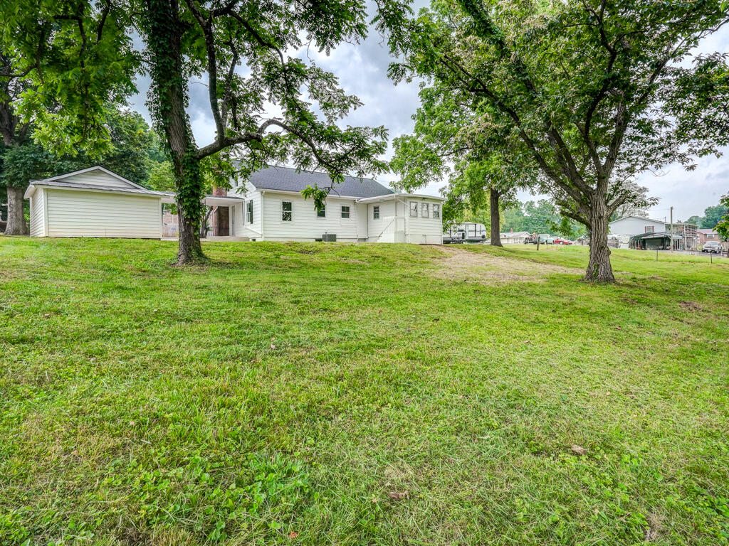 1488 Southside Road Elizabethton, TN 37643 - Photo 9 of 47 1488 Southside Rd MLS009