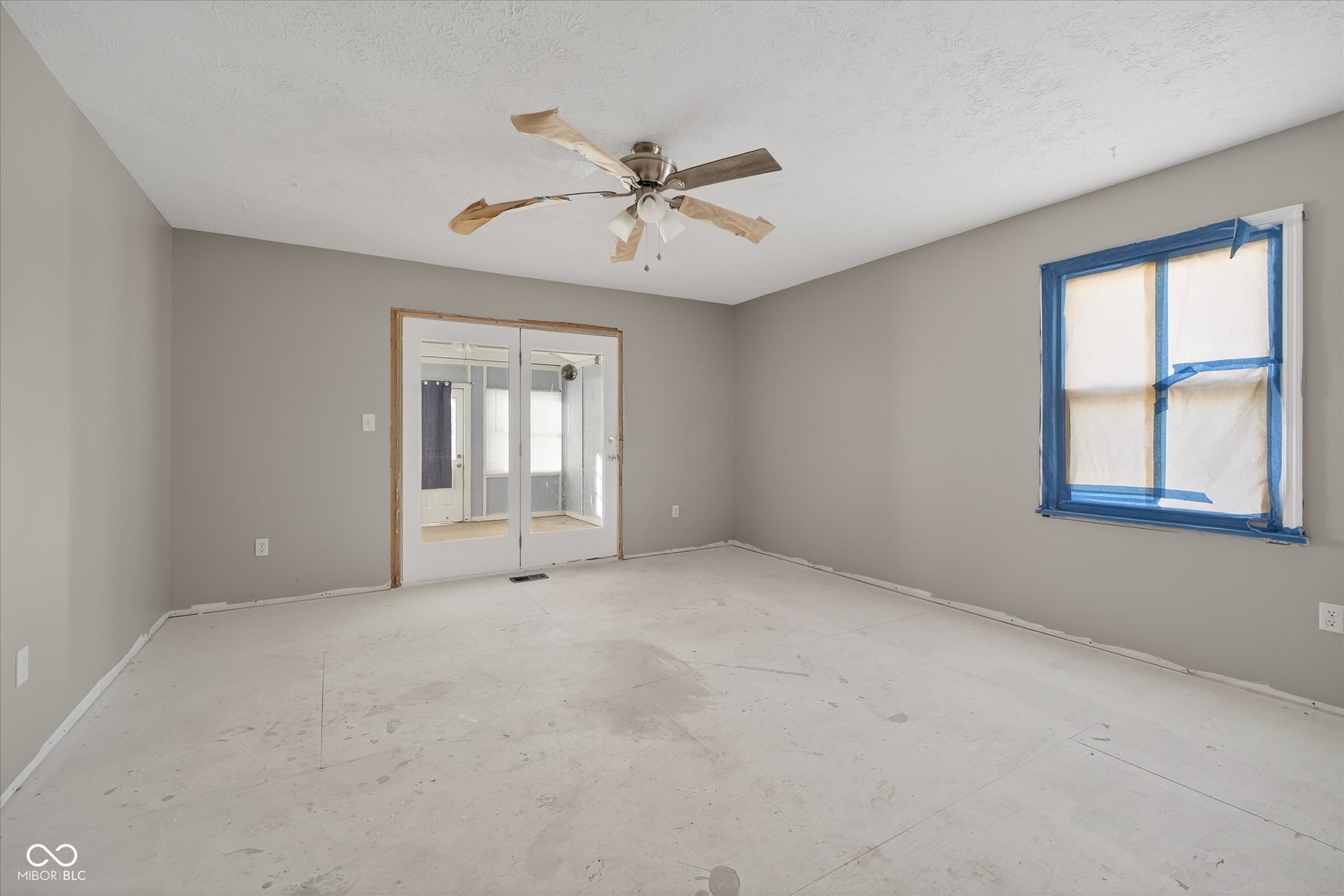 730 Colonial Way Greenwood, IN 46142 - Photo 15 of 39