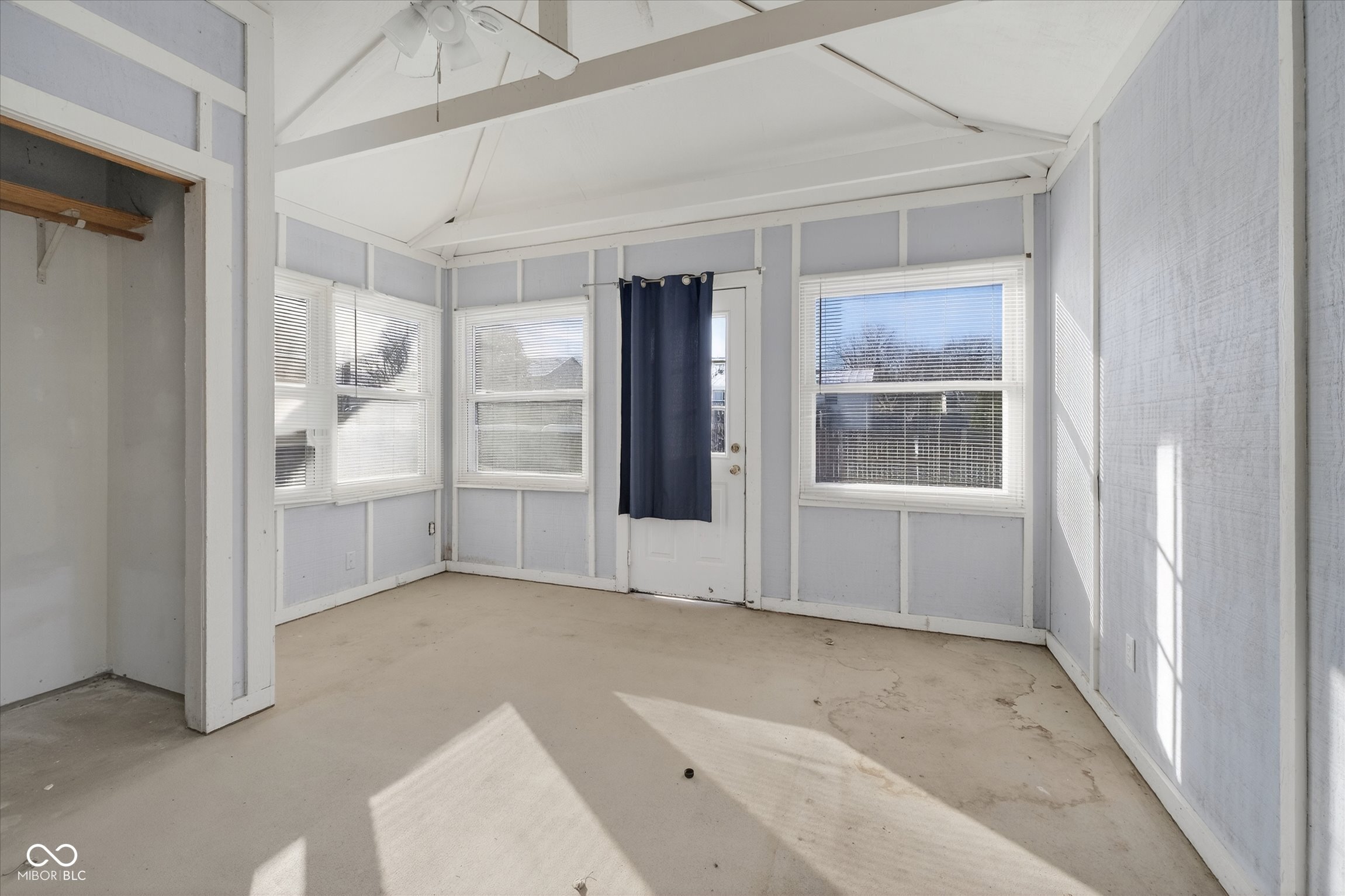 730 Colonial Way Greenwood, IN 46142 - Photo 18 of 39