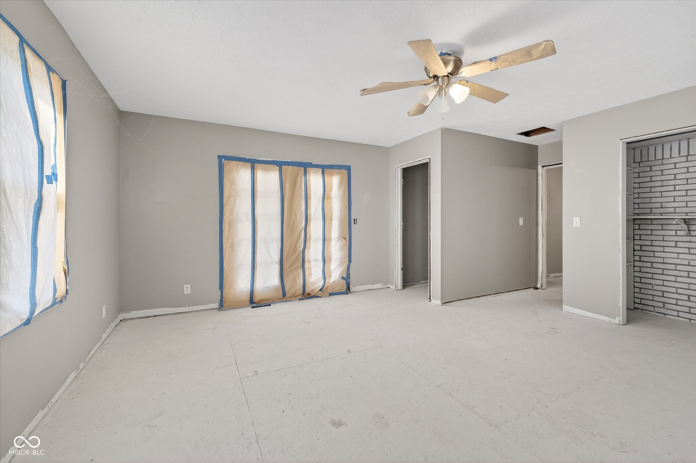 730 Colonial Way Greenwood, IN 46142 - Photo 23 of 36