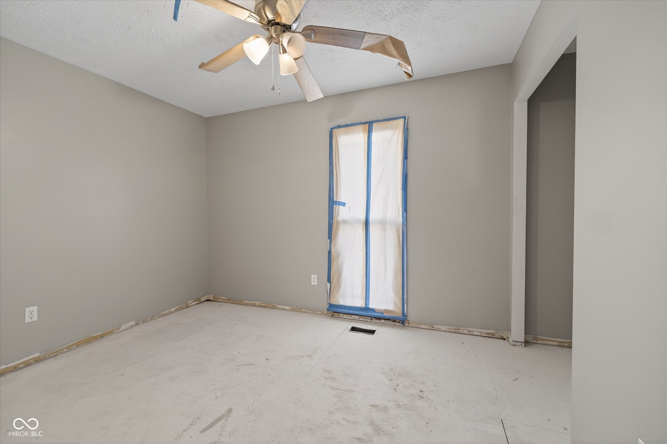 730 Colonial Way Greenwood, IN 46142 - Photo 29 of 36