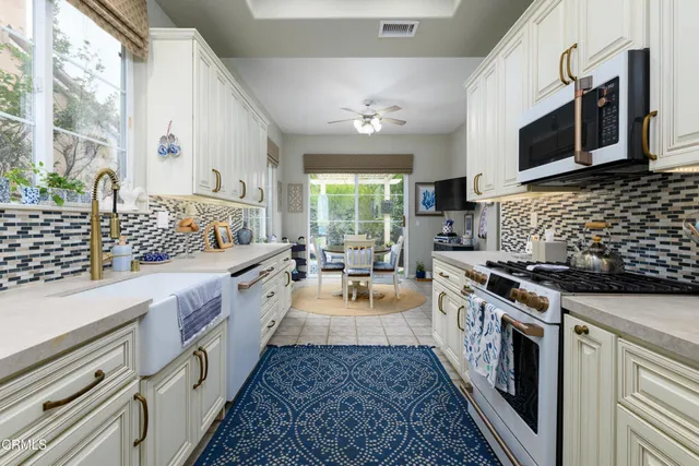 $999,000 | 1150 Corte Riviera, Camarillo, CA 93010