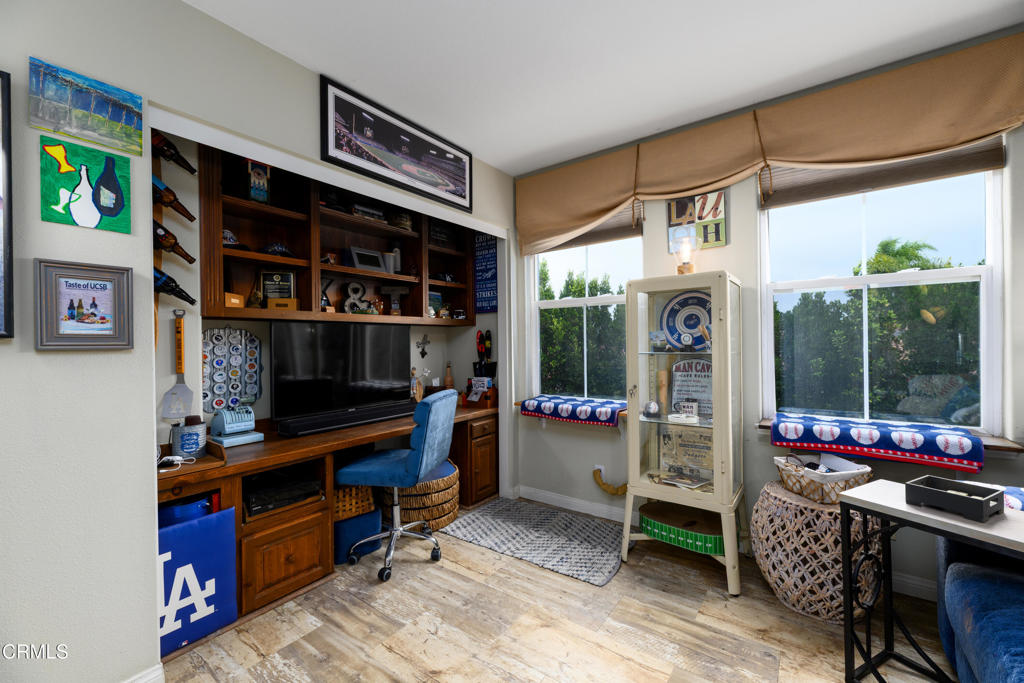 1150 Corte Riviera Camarillo, CA 93010 - Photo 26 of 35 26