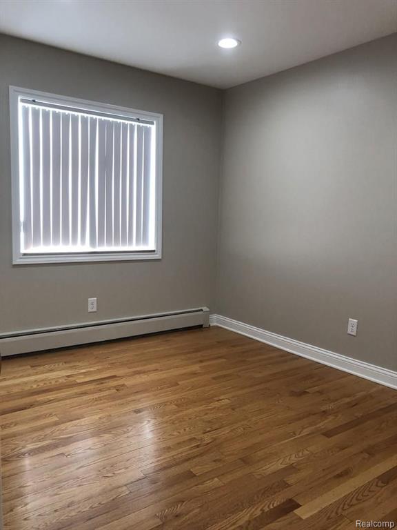 451 Miller Avenue Rochester, MI 48307 - Photo 19 of 21