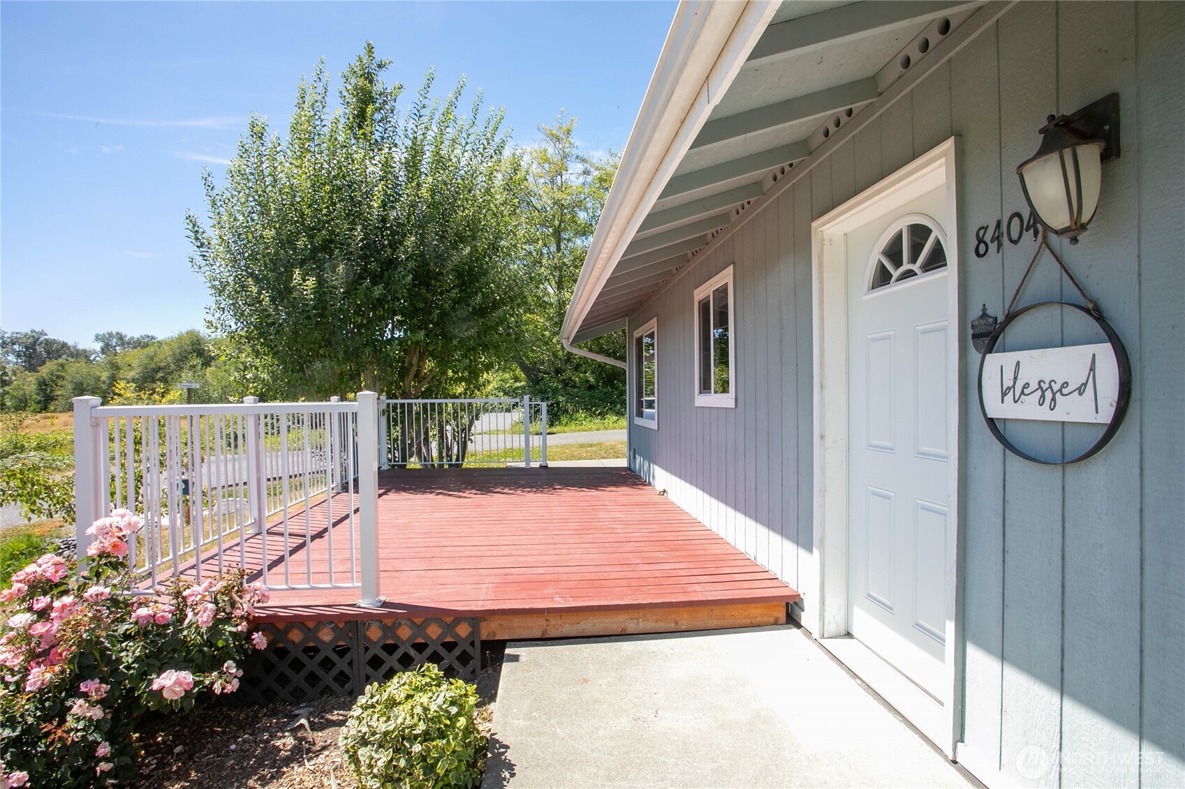 8404 Treevue Road Blaine, WA 98230 - Photo 2 of 31 Gallery Image 2