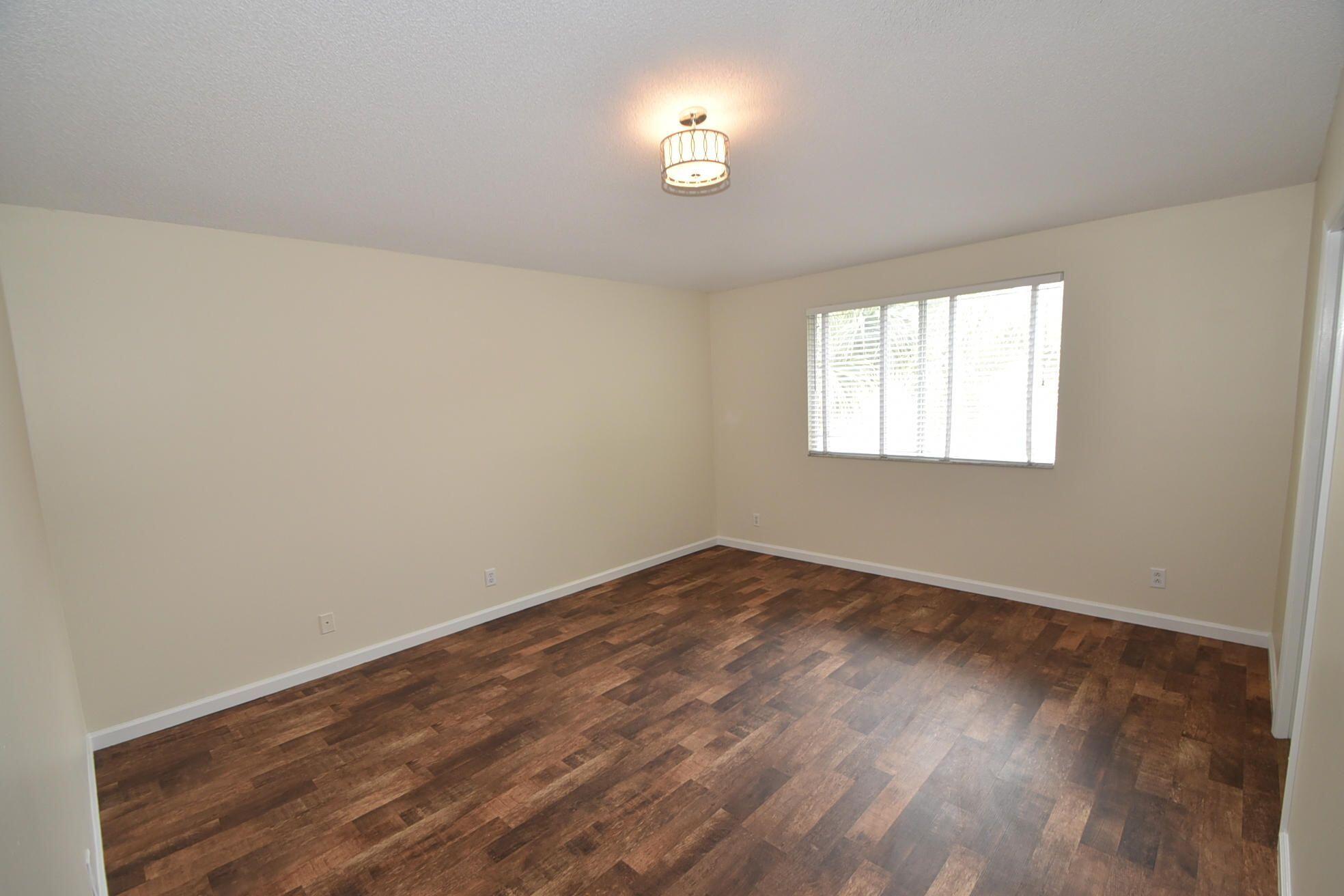 8303 Via Leonessa Boca Raton, FL 33433 - Photo 12 of 36 15