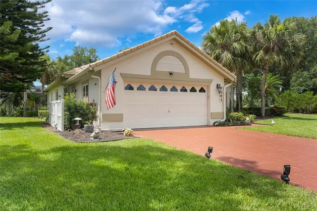 $424,900 | 414 Long Cove Court, Ormond Beach, FL 32174
