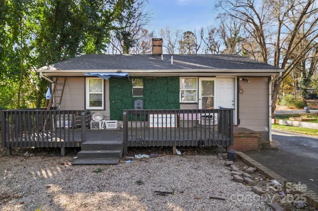 $265,000 | 2147 Purser Drive, Charlotte, NC 28215