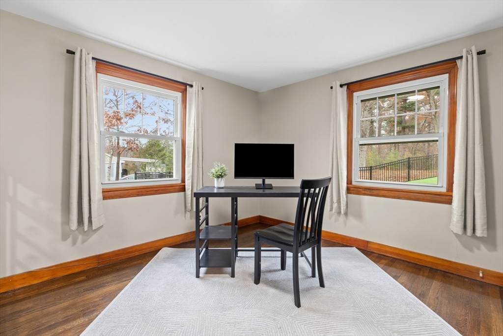 123 Pond Street Georgetown, MA 01833 - Photo 19 of 39