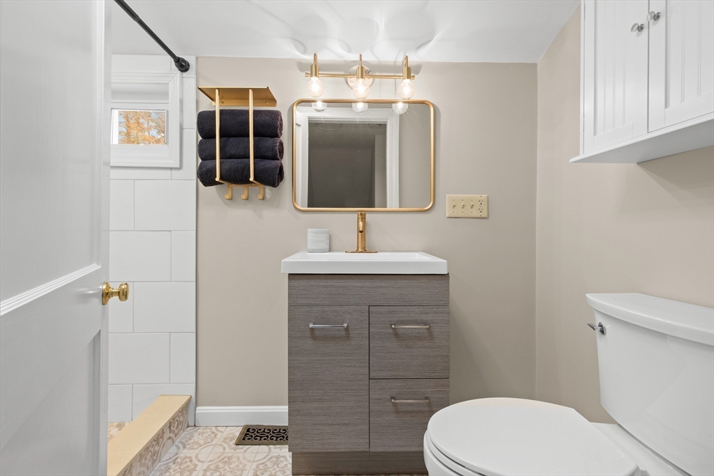 123 Pond Street Georgetown, MA 01833 - Photo 21 of 39