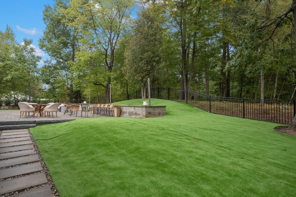 123 Pond Street Georgetown, MA 01833 - Photo 25 of 39