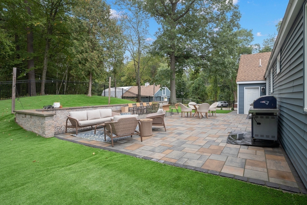 123 Pond Street Georgetown, MA 01833 - Photo 26 of 39