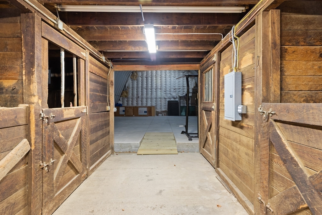 123 Pond Street Georgetown, MA 01833 - Photo 30 of 39