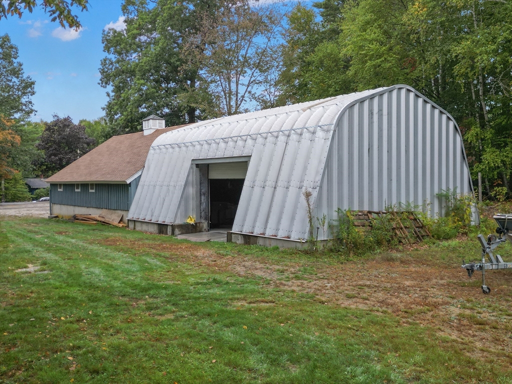 123 Pond Street Georgetown, MA 01833 - Photo 32 of 39