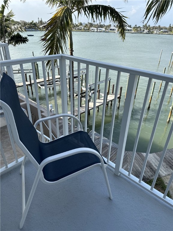 1564 Island Cove Road, Unit 1564 Fort Pierce, FL 34949 - Photo 14 of 26 a view of balcony with furniture