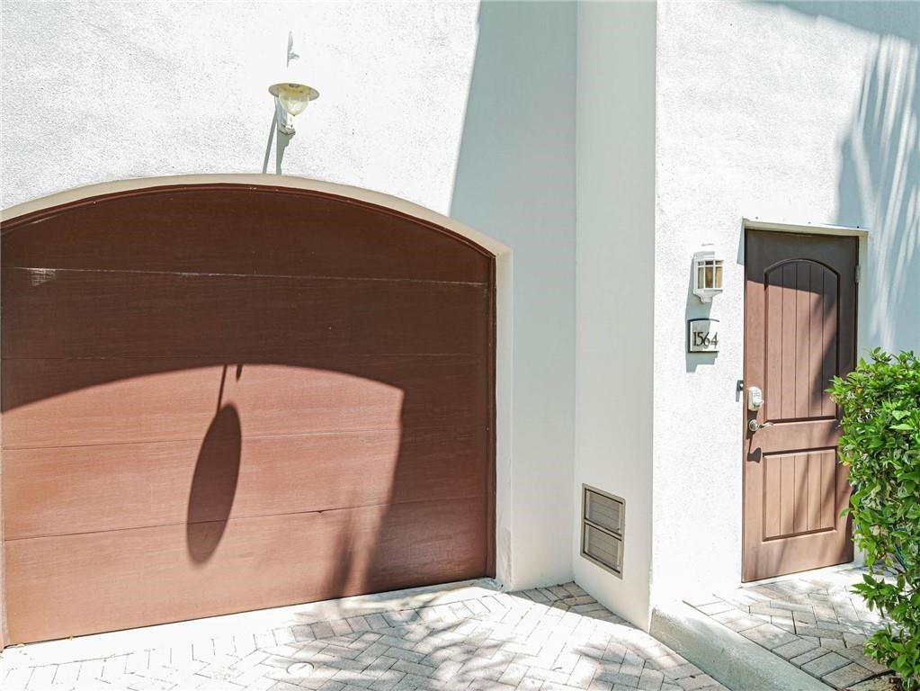 1564 Island Cove Road, Unit 1564 Fort Pierce, FL 34949 - Photo 10 of 26 a bedroom with a bed