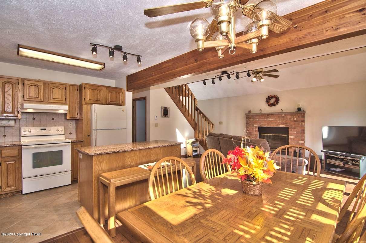 2121 Wilderland Road Tamiment, PA 18371 - Photo 14 of 65 Dining Area
