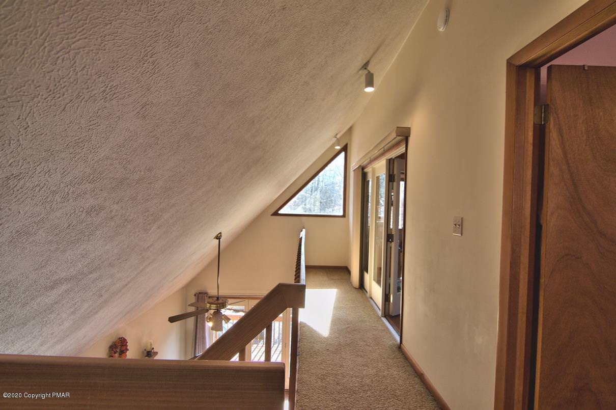 2121 Wilderland Road Tamiment, PA 18371 - Photo 29 of 65 Catwalk from Loft