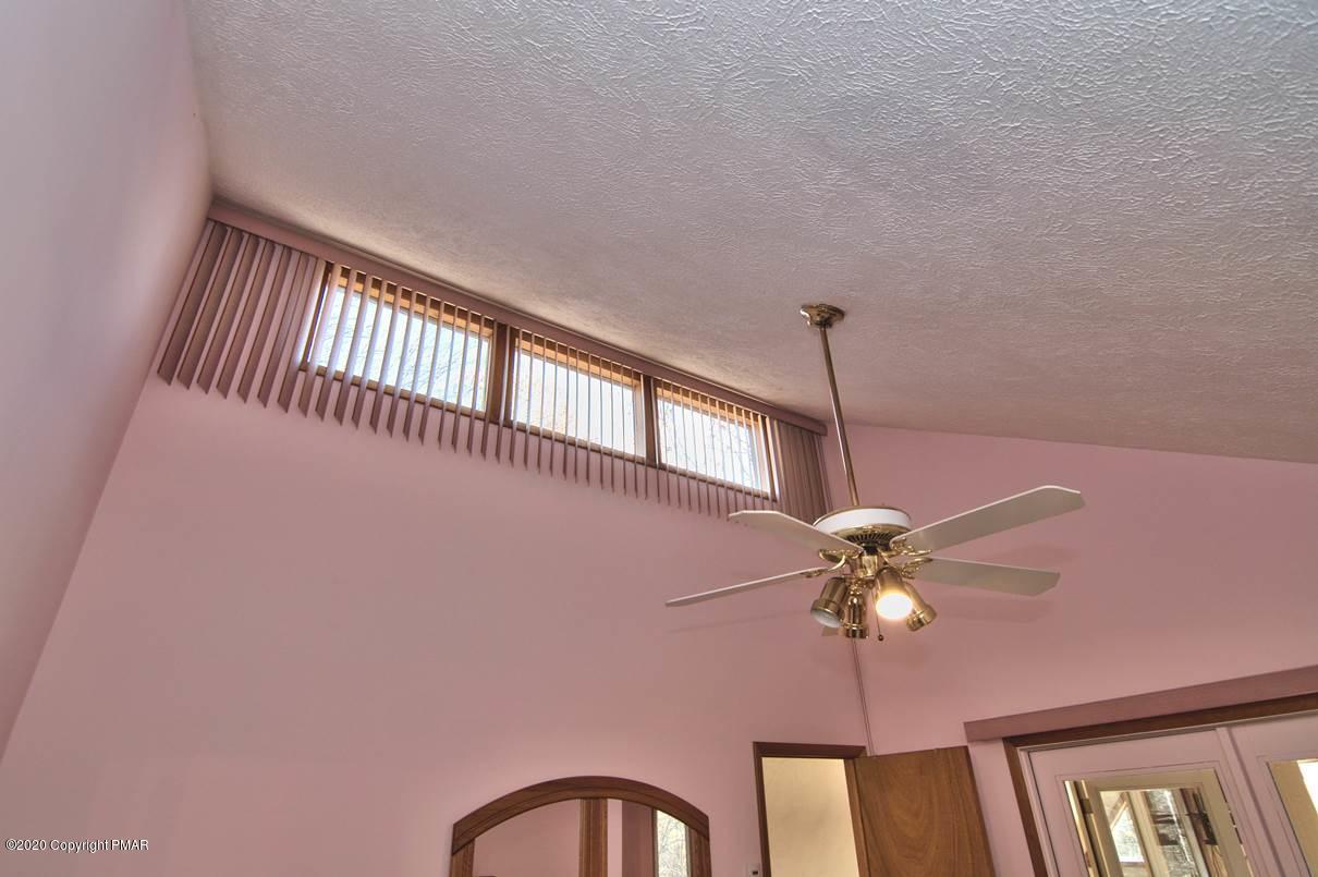 2121 Wilderland Road Tamiment, PA 18371 - Photo 36 of 65 M Bed Cathedral Ceiling