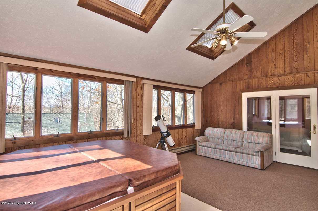 2121 Wilderland Road Tamiment, PA 18371 - Photo 40 of 65 Hot Tub