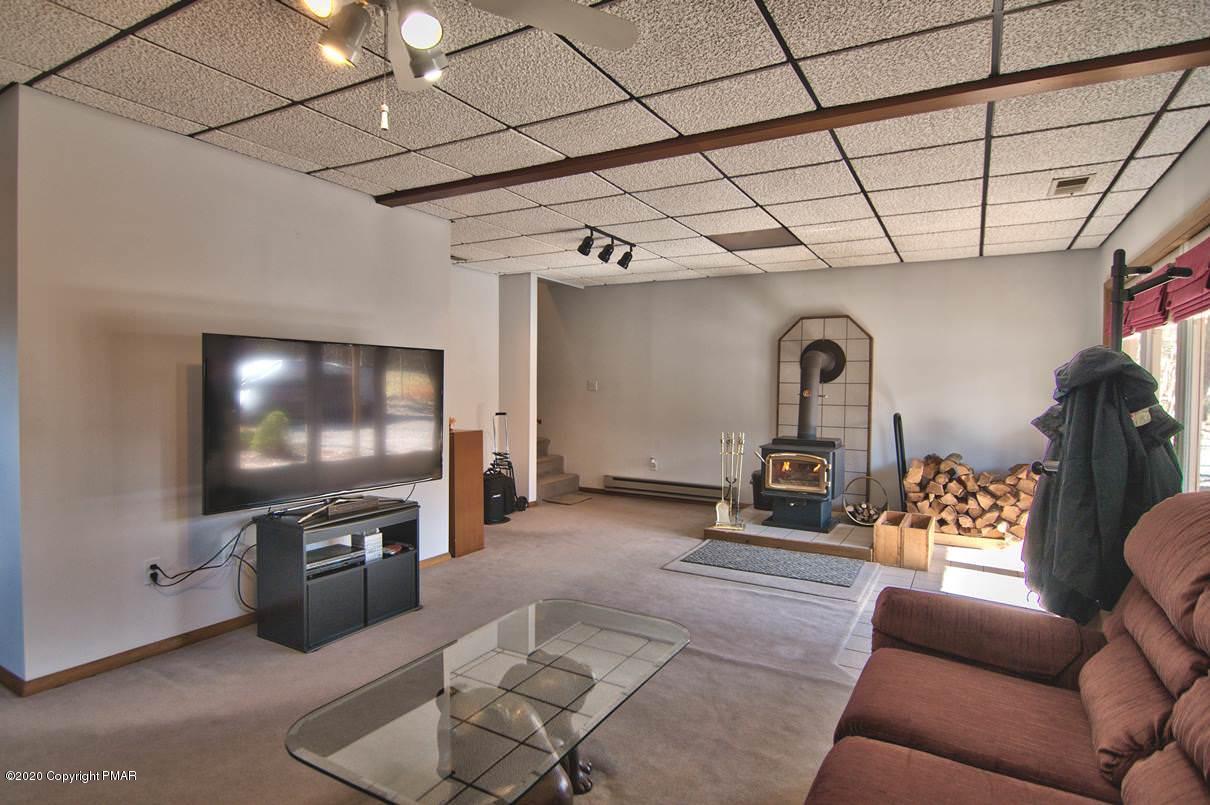 2121 Wilderland Road Tamiment, PA 18371 - Photo 44 of 65 Family Room
