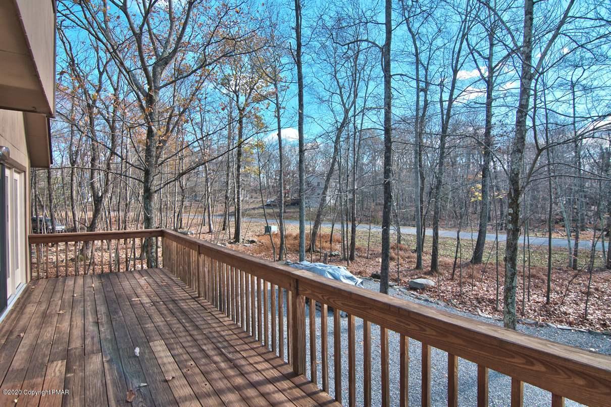2121 Wilderland Road Tamiment, PA 18371 - Photo 51 of 65 Deck