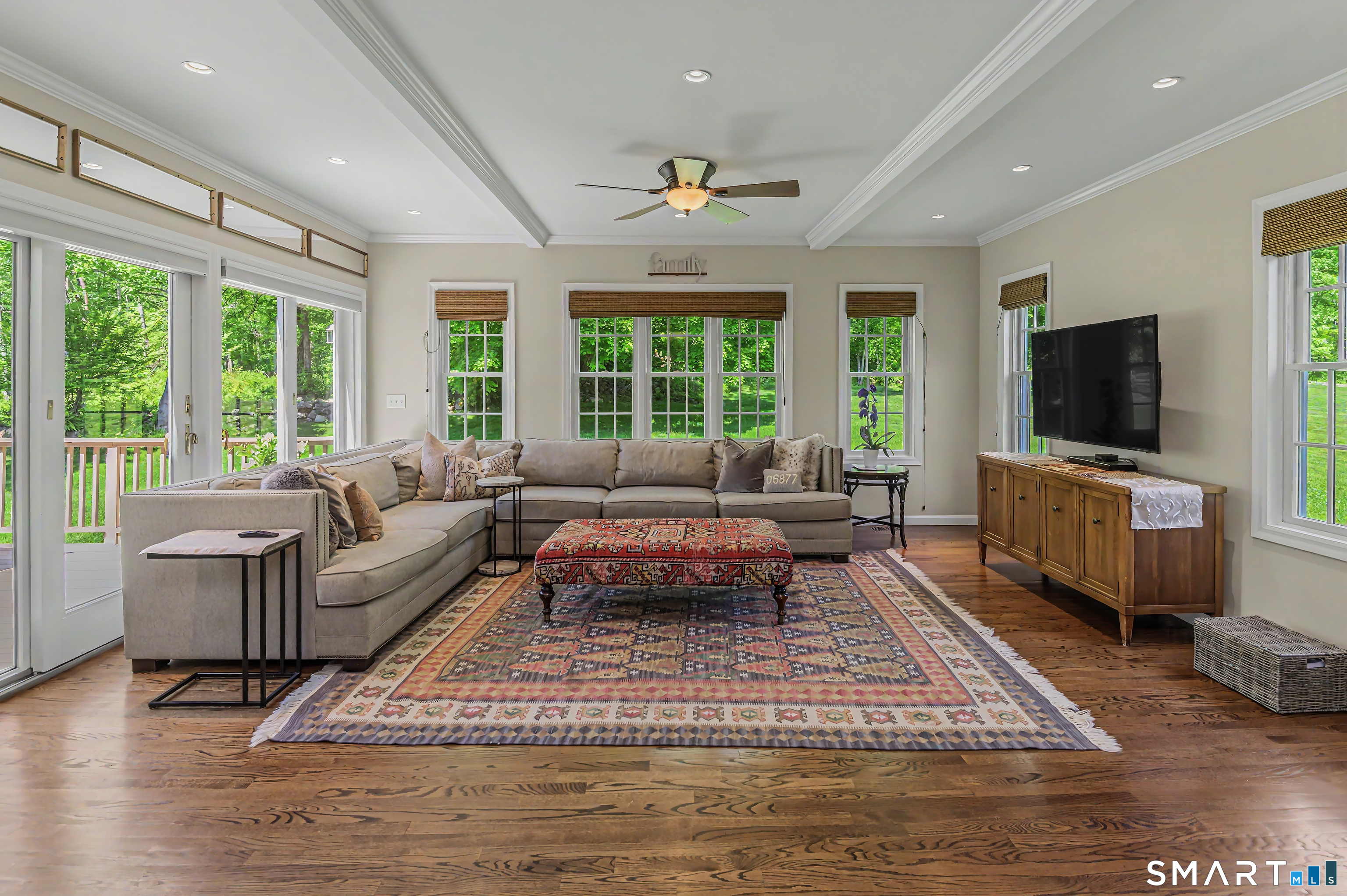 26 Lynn Place Ridgefield, CT 06877 - Photo 7 of 40