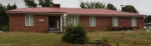 $190,000 | 306 Greenfield Boulevard, Greenville, NC 27834