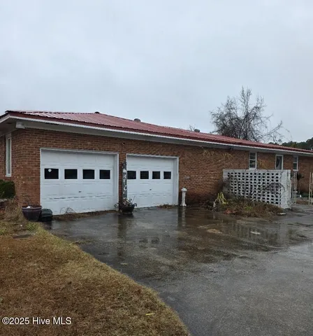 $190,000 | 306 Greenfield Boulevard, Greenville, NC 27834