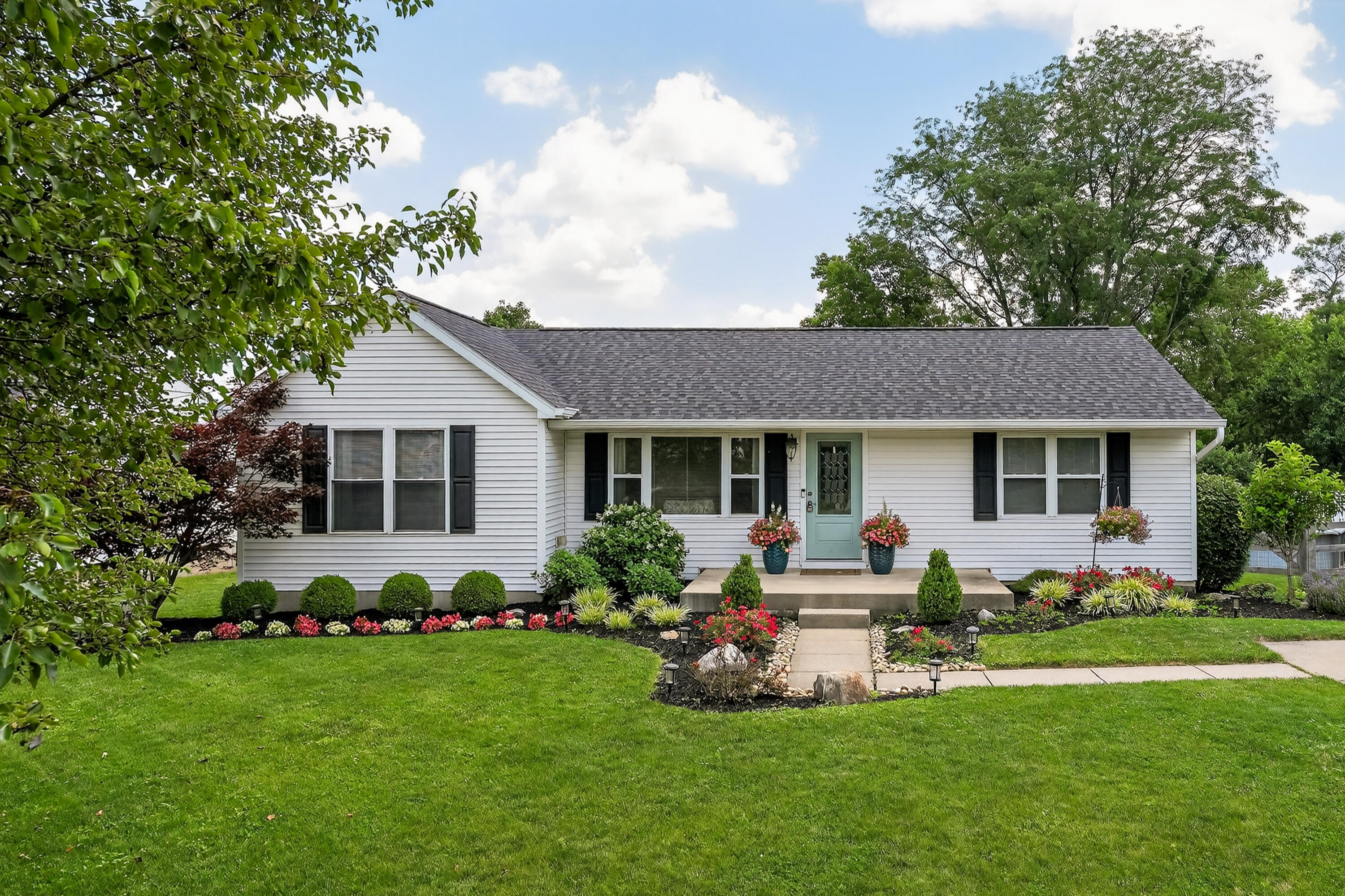 3205 Charter Oak Road Edgewood, KY 41017 - Photo 1 of 27 Gallery Image 1