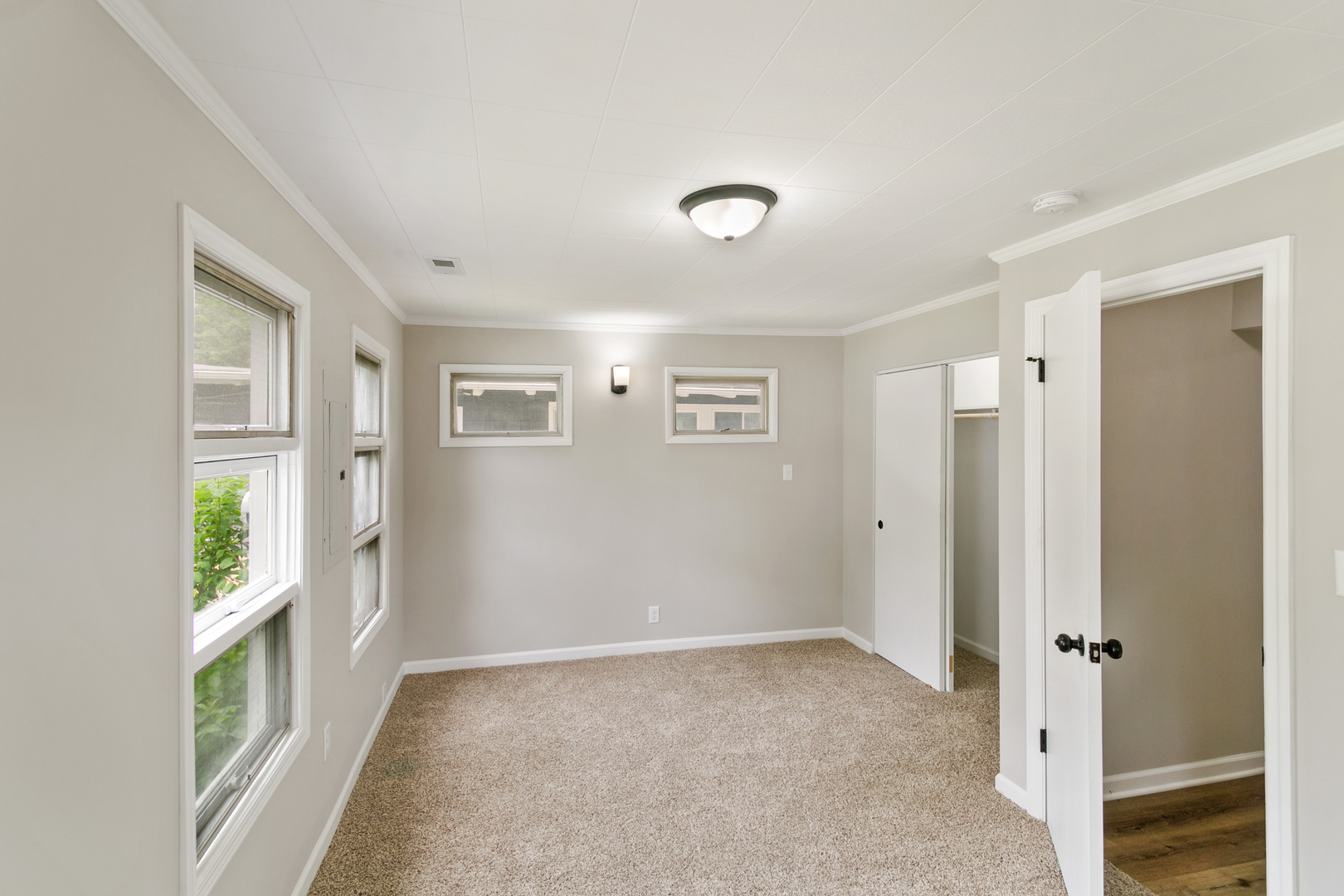 18504 Riegel Road Homewood, IL 60430 - Photo 12 of 17 Gallery Image 12
