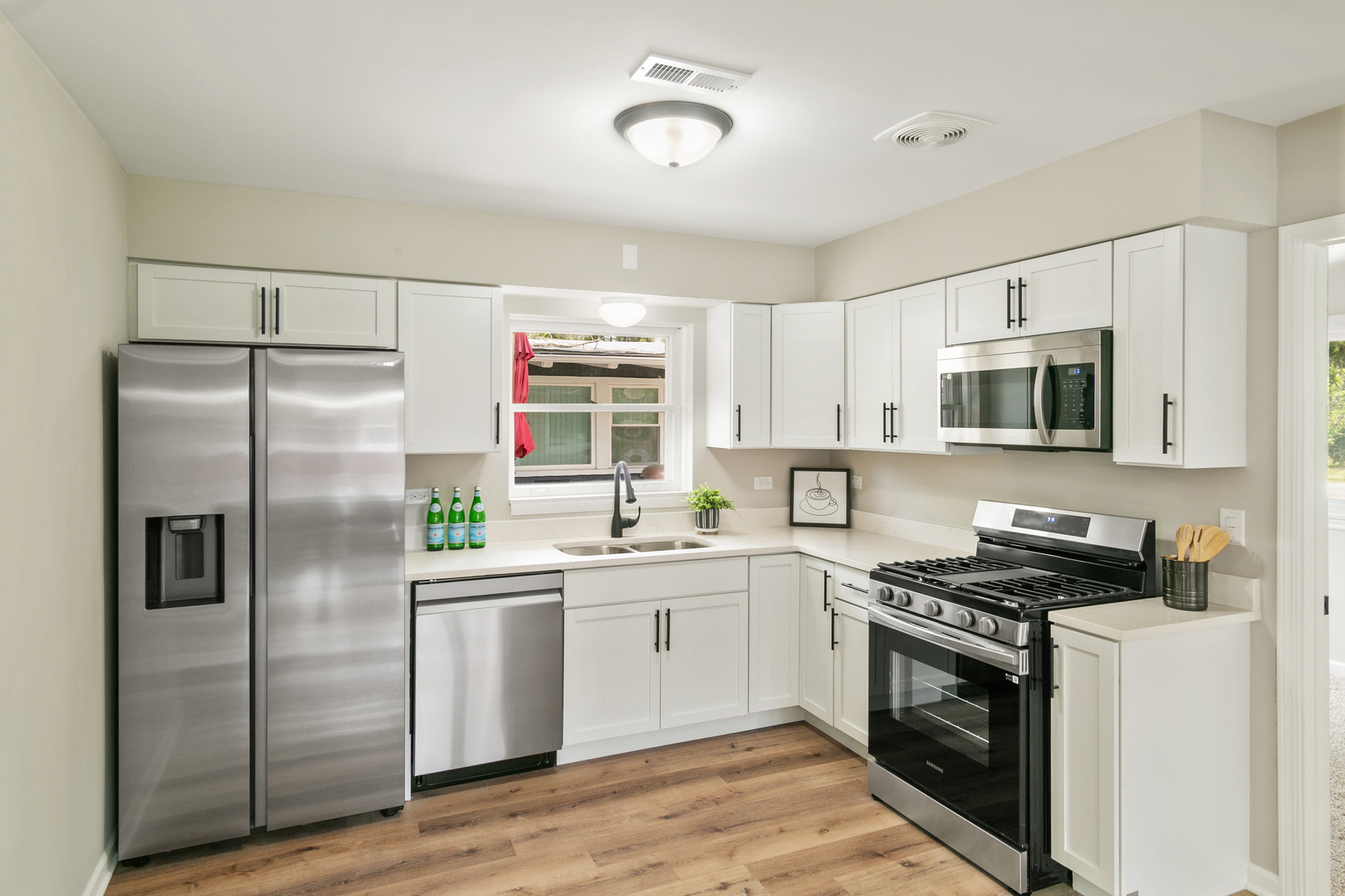 18504 Riegel Road Homewood, IL 60430 - Photo 6 of 17 Gallery Image 6