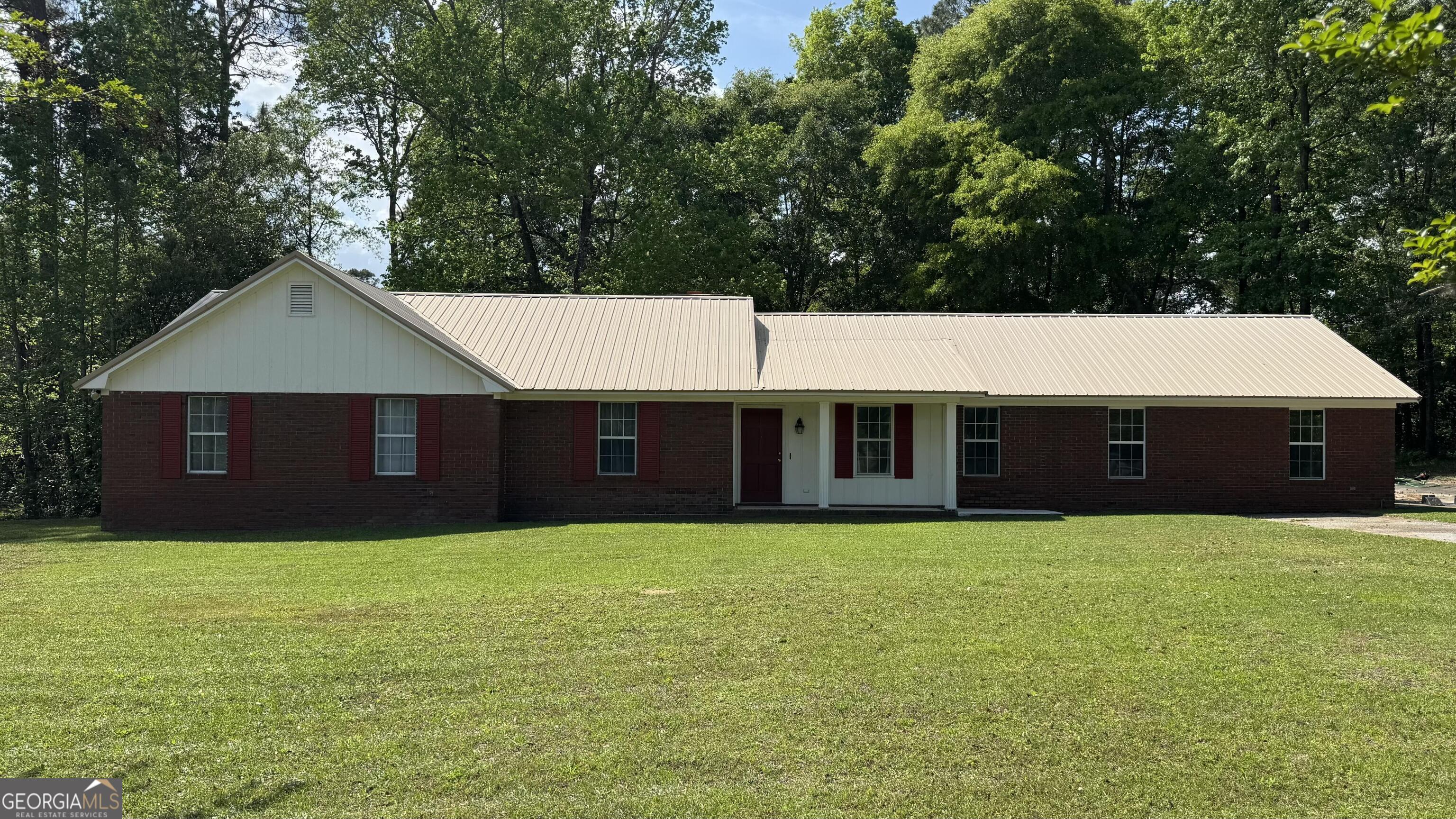 355 Summer Hill Road Thomasville, GA 31757 - Photo 1 of 47