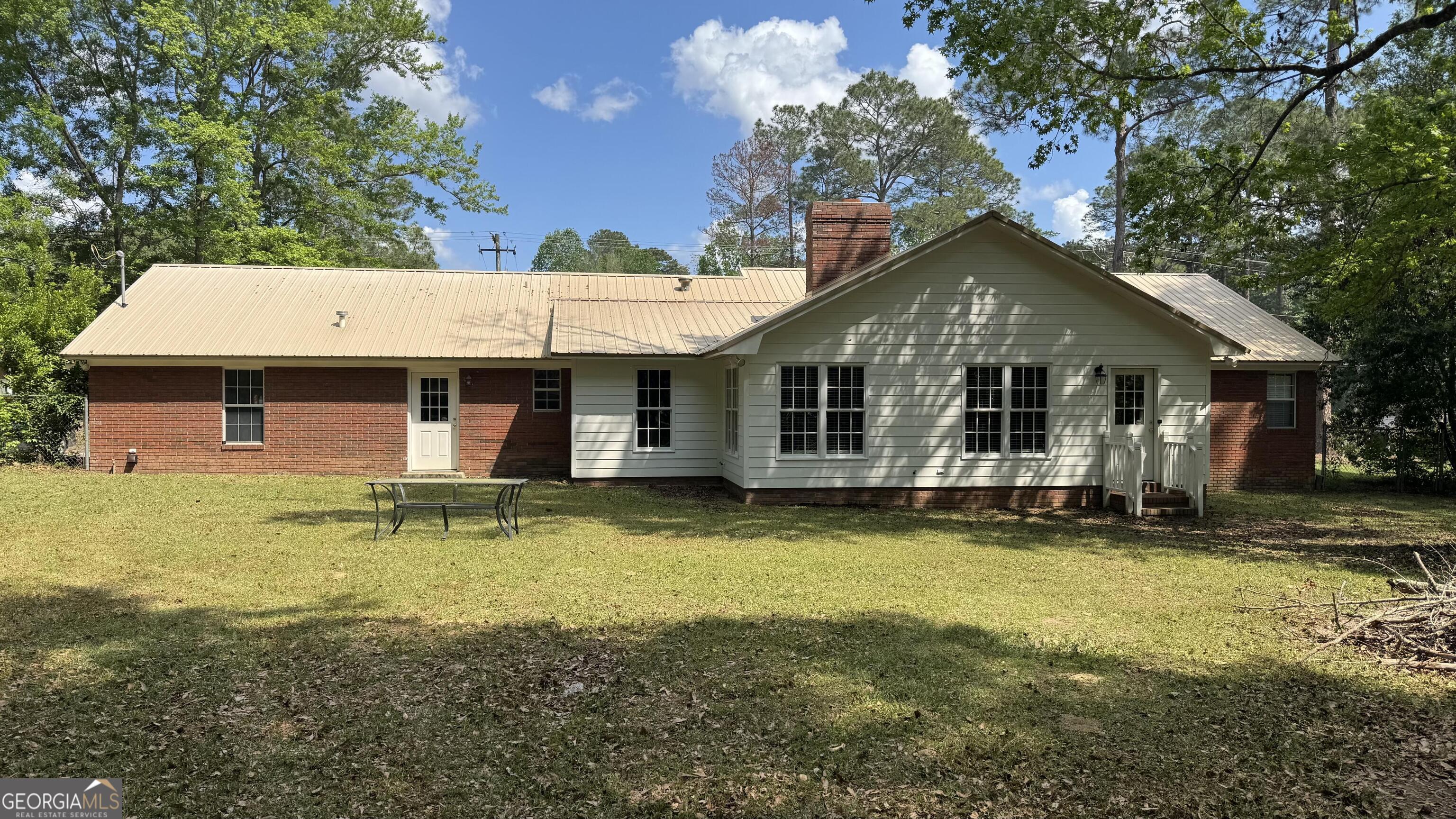 355 Summer Hill Road Thomasville, GA 31757 - Photo 2 of 50 a view of a house with a yard