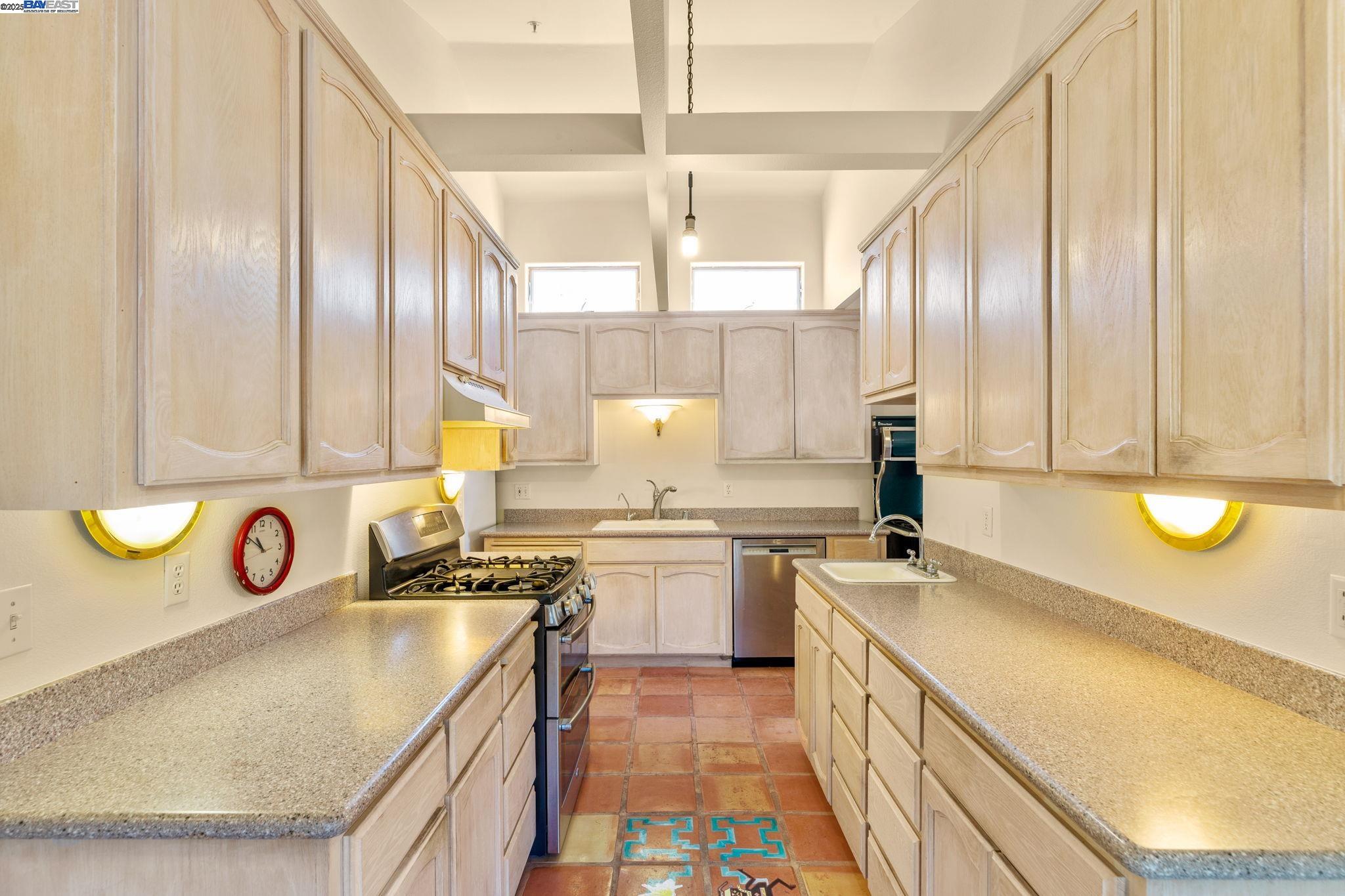 59480 Mines Road Livermore, CA 94550 - Photo 22 of 44 Kitchen counters, cabinets and two kitchen sinks