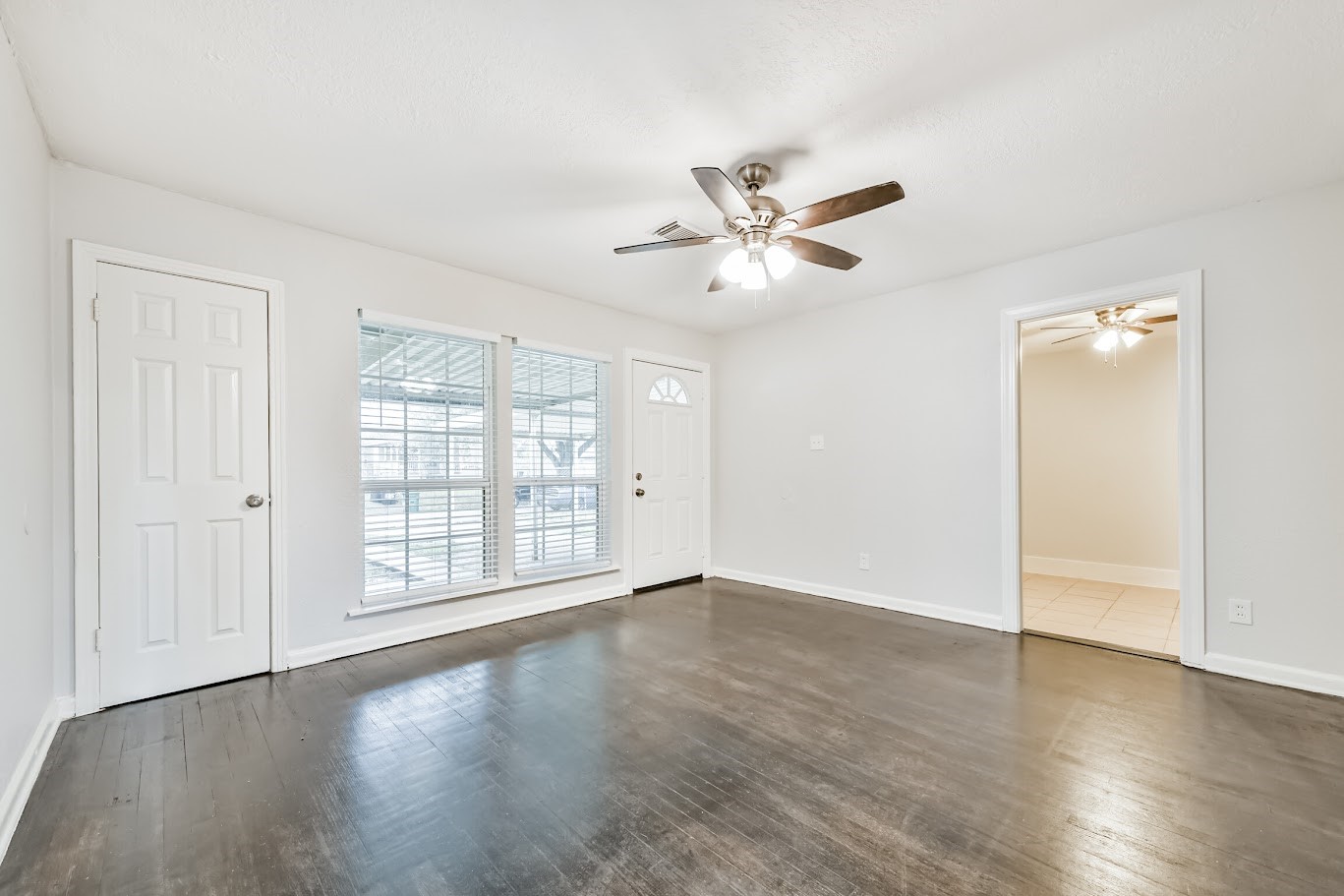 5855 Beldart Street Houston, TX 77033 - Photo 24 of 25
