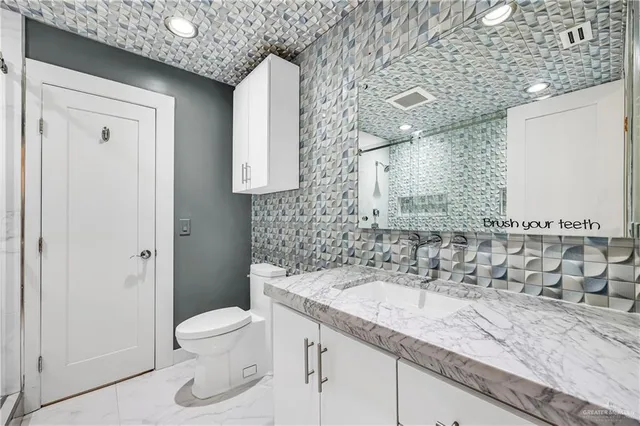 $889,000 | 3317 Kent Lane, McAllen, TX 78503