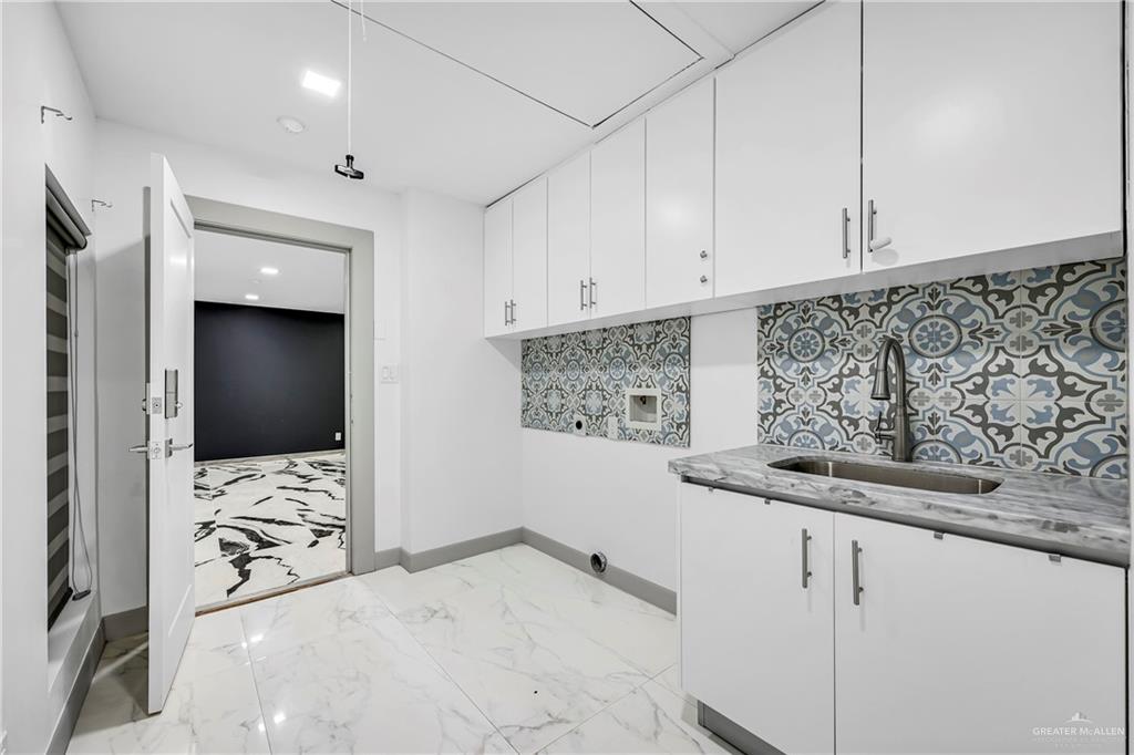 3317 Kent Lane McAllen, TX 78503 - Photo 25 of 32