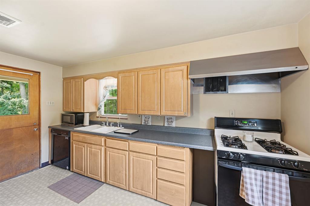 2515 McKinney Road Sewickley, PA 15143 - Photo 21 of 41 Gallery Image 21