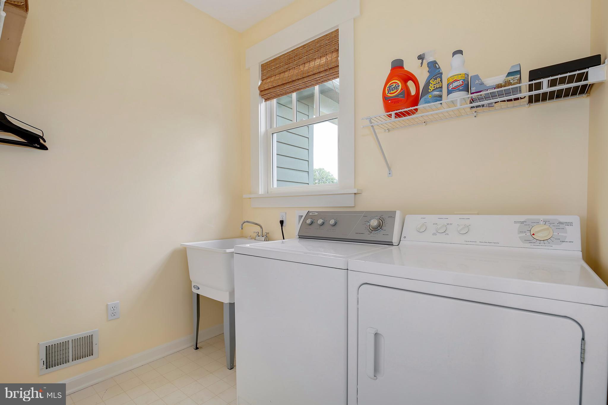 4435 Linthicum Road Dayton, MD 21036 - Photo 24 of 30 Interior (General)