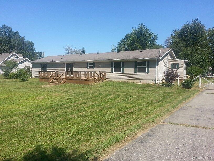 21800 Bohn Road Belleville, MI 48111 - Photo 12 of 14 REAR.jpg