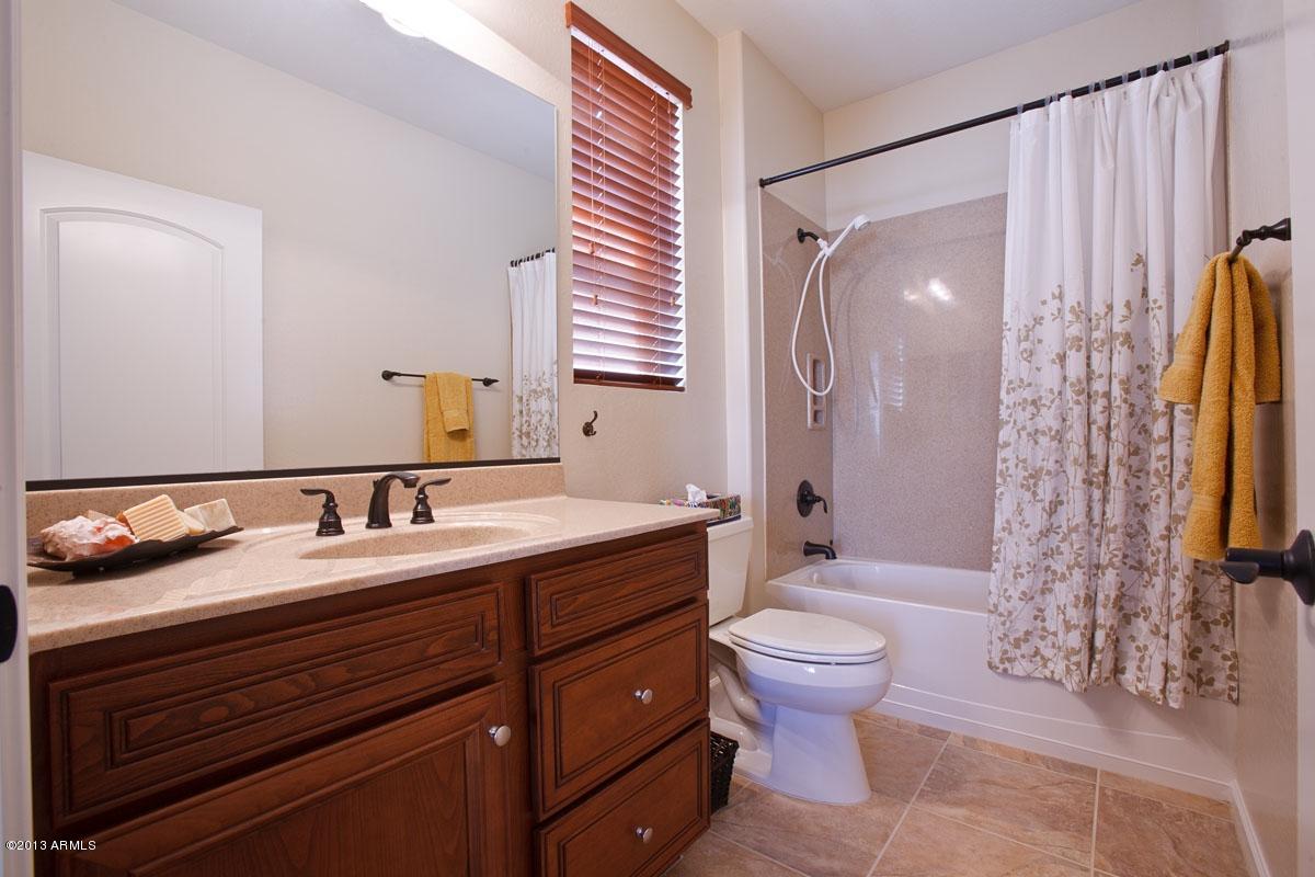 16797 West Almeria Road Goodyear, AZ 85395 - Photo 14 of 20 Guest Bathroom