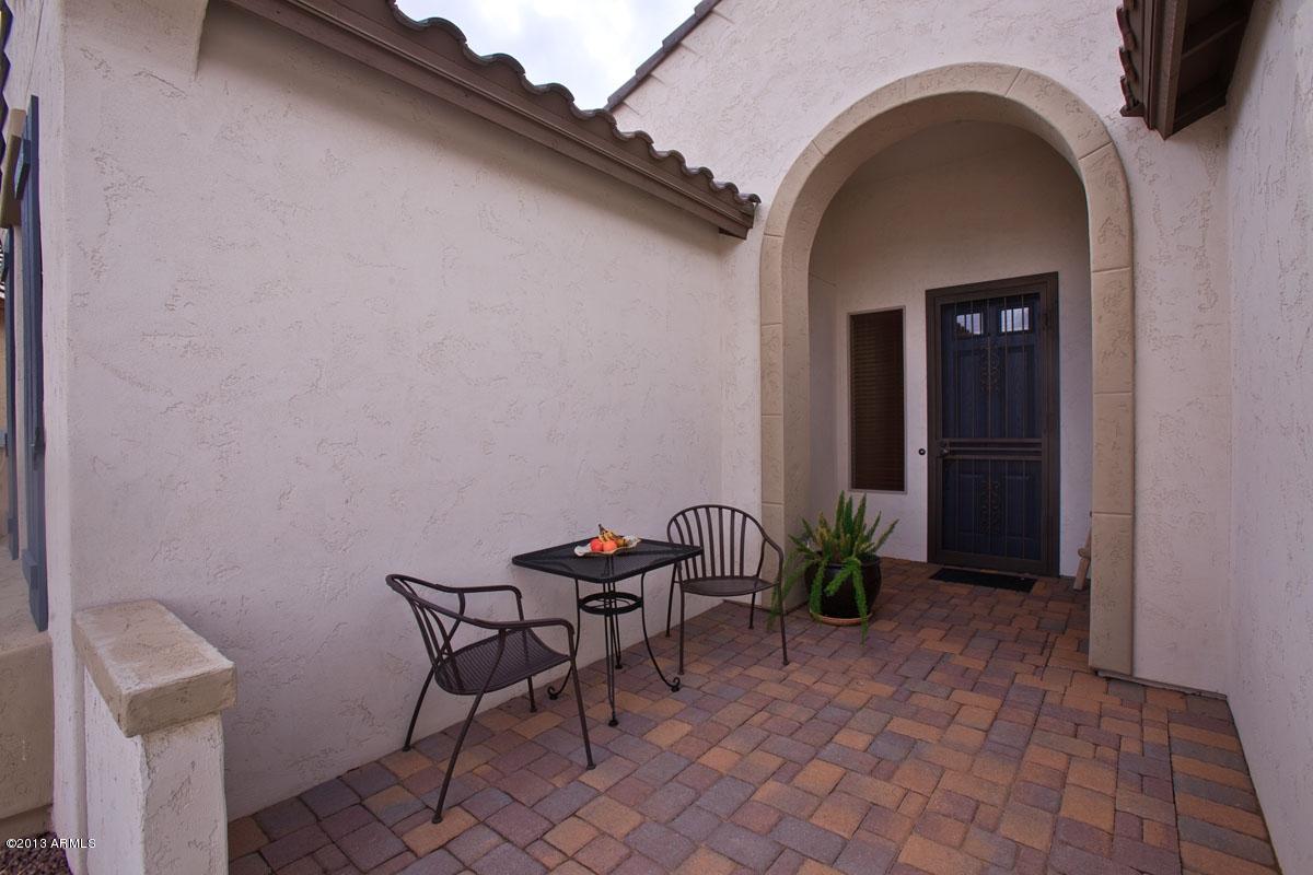 16797 West Almeria Road Goodyear, AZ 85395 - Photo 16 of 20 Courtyard