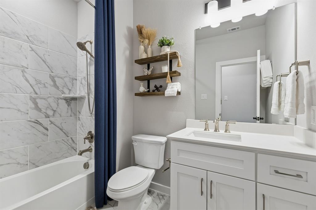 532 Remington Road Celina, TX 75009 - Photo 24 of 33 First Floor Bathroom