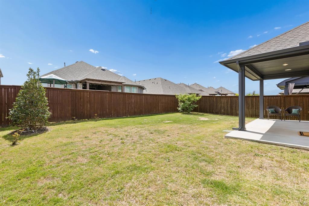 532 Remington Road Celina, TX 75009 - Photo 3 of 33